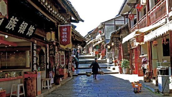 共产国际一直帮八路军？抗战时援华14000多挺机枪，我们只得200挺